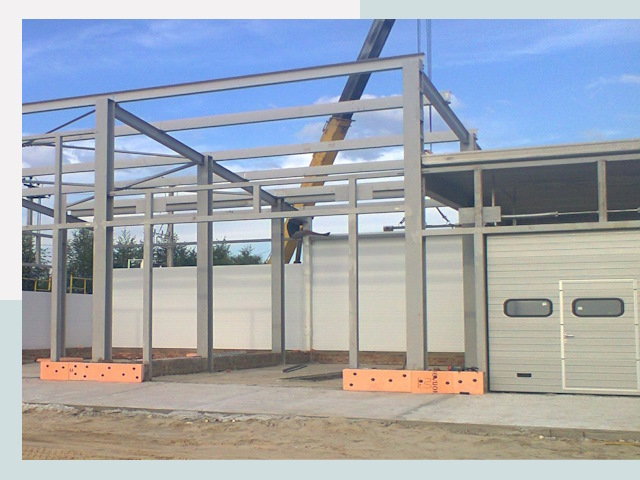 Строительство автосервисов от СтальСтрой-Тшт по цене 623 руб.