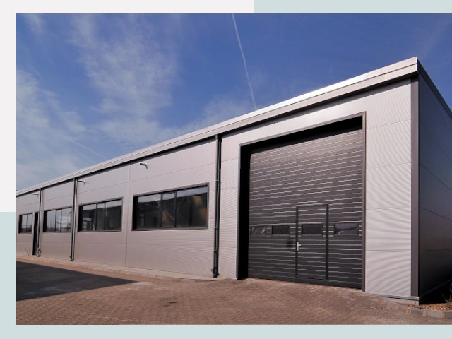 Быстровозводимые склады от СтальСтрой-Тшт по цене 623 руб.